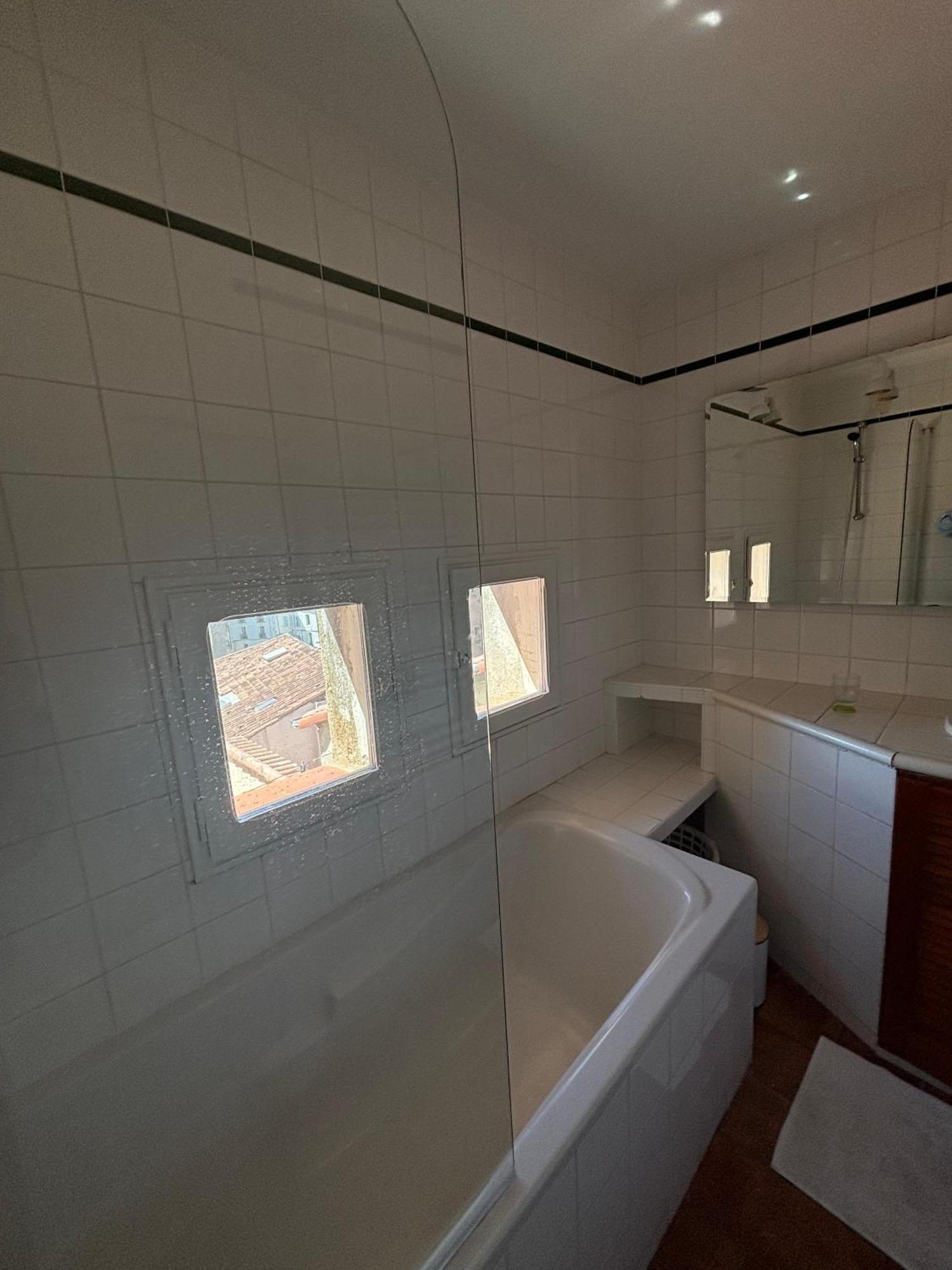 L'Appartement Des Trois Six Béziers Exteriér fotografie